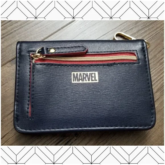 Captain Marvel Navy Wallet with Gold Star Clasp - Picture 6 of 9